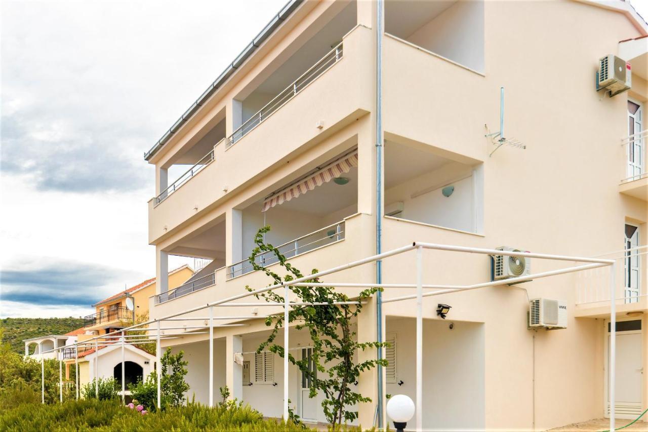 Apartment Ante Ražanj Exterior foto